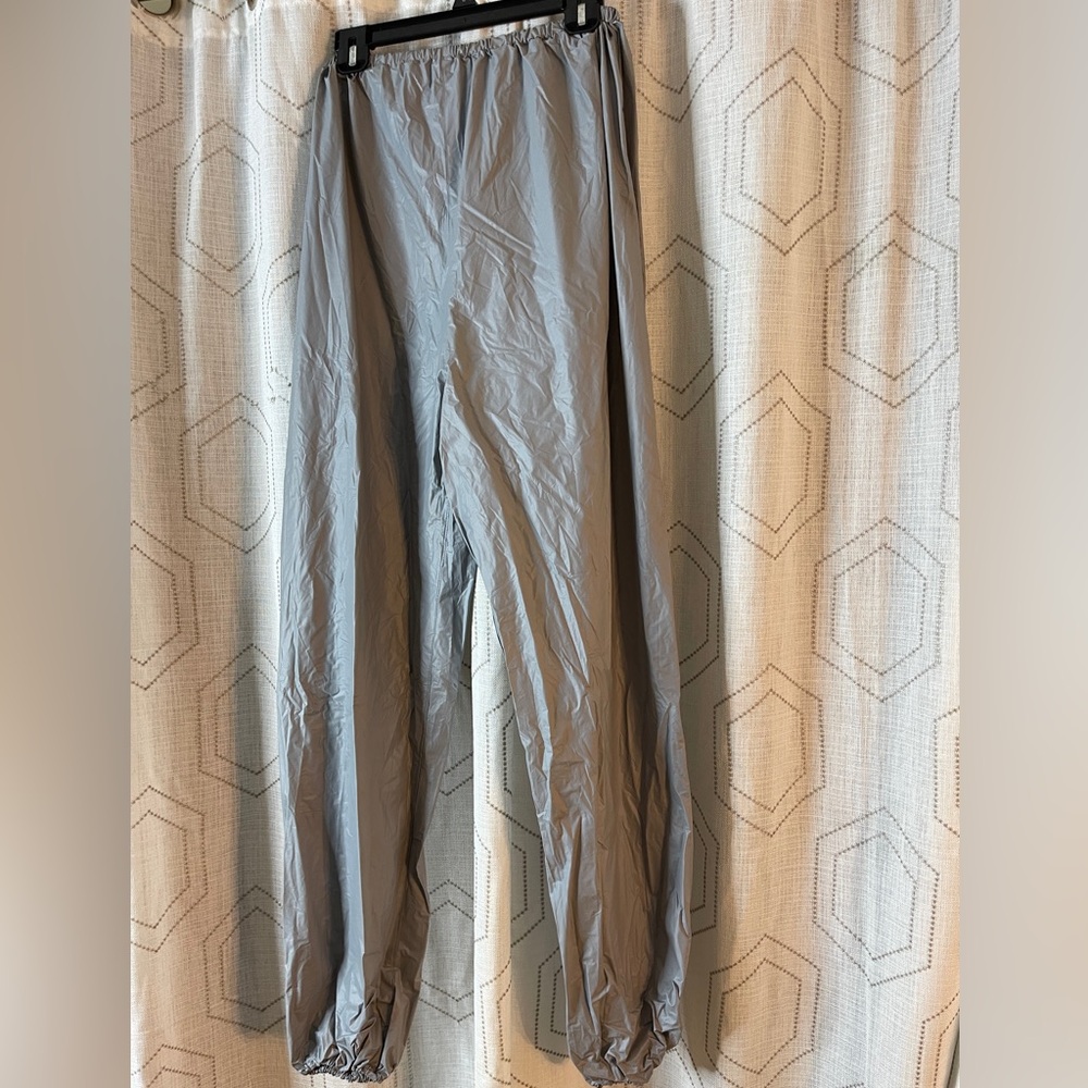 NWOT Gold’s Gym M/L Gray Sauna ONLY PANTS Elastic Waist/Ankle WITHOUT BOX - Picture 1 of 6